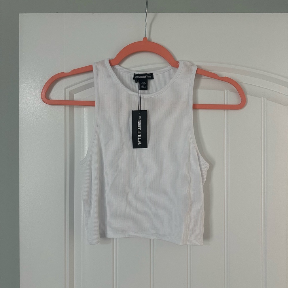 PrettyLittleThing Crop Top